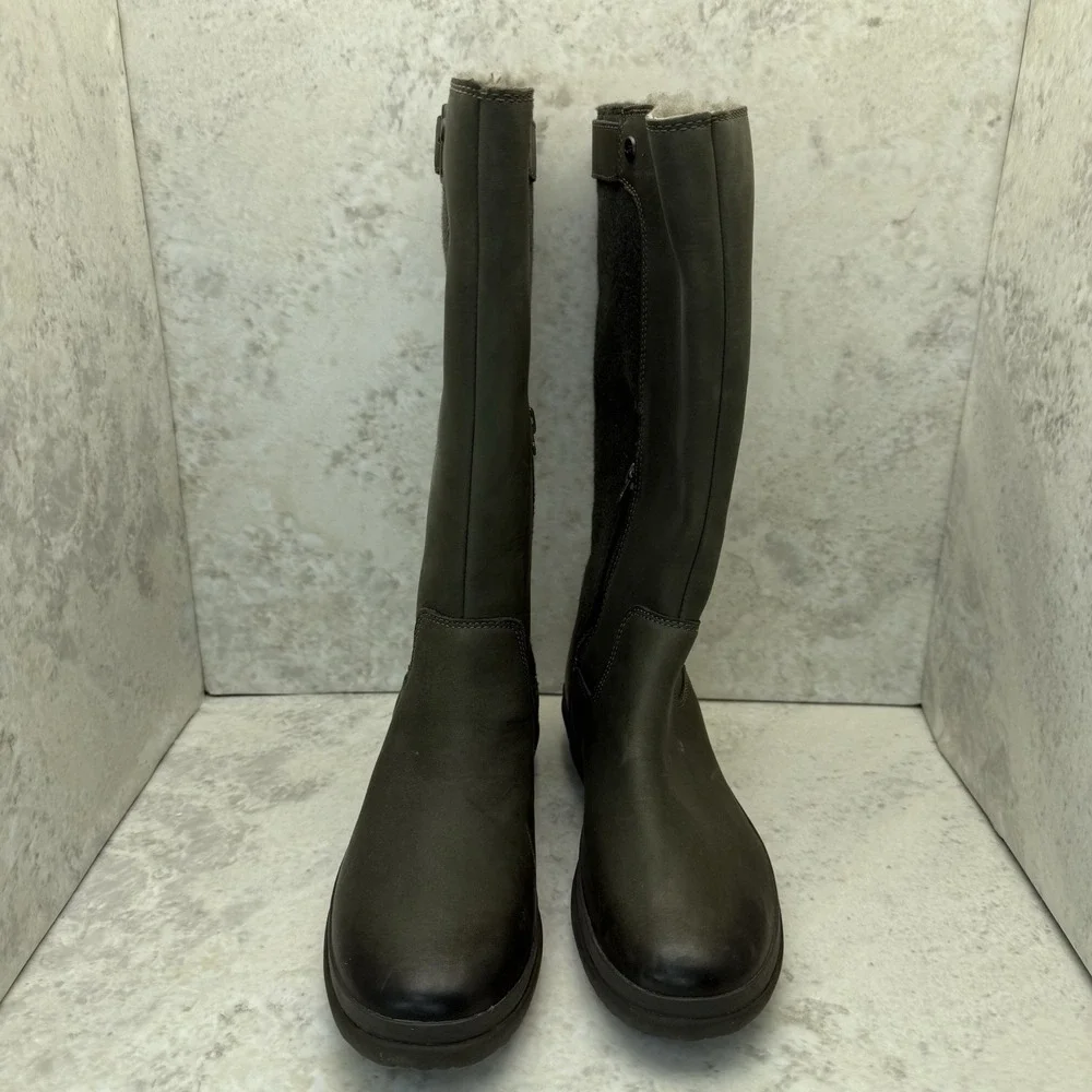 New UGG Simmens Women's Size 6 Forest Green Tall Waterproof Leather Wool Boots